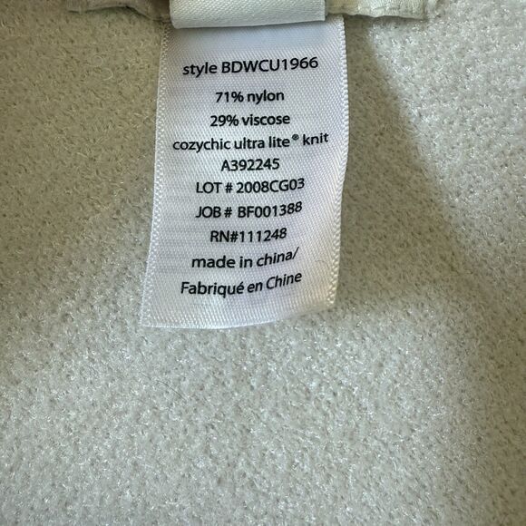 Barefoot Dreams Ocean Breeze CozyChic Ultralite Ombré Poncho - Picture 7 of 7